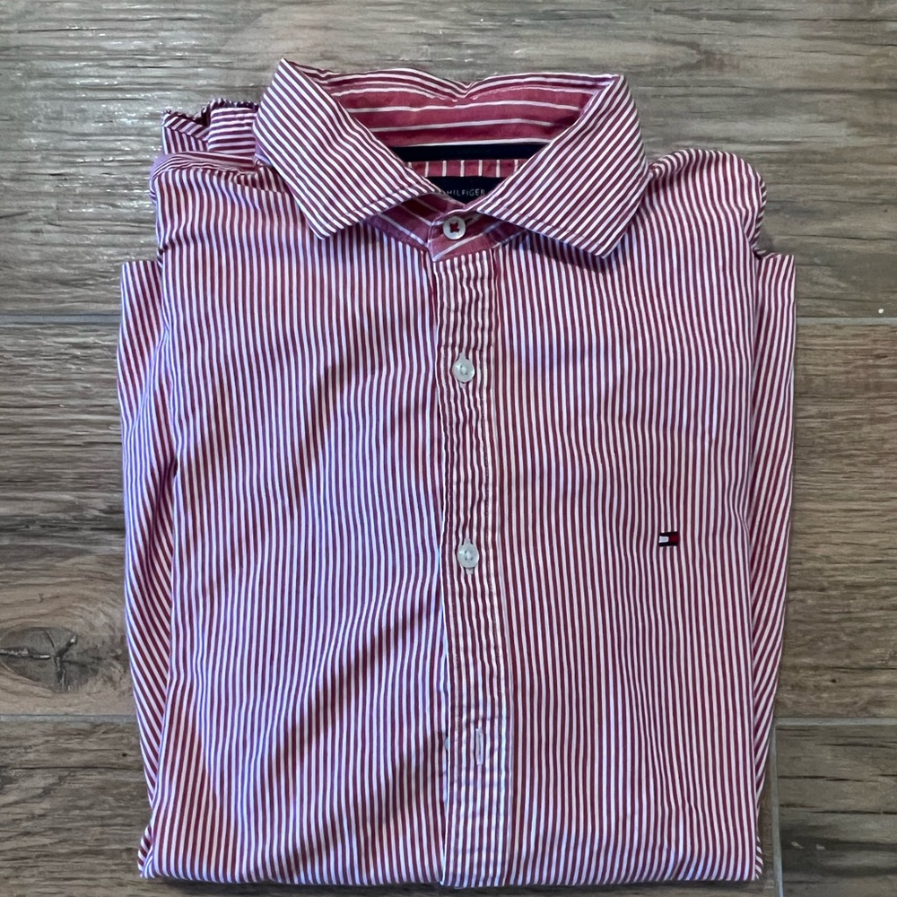 Tommy Hilfiger size large button down
